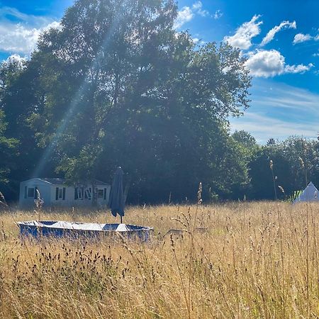 Villa Mini-Glamping En Auvergne à Sainte-Christine  Extérieur photo
