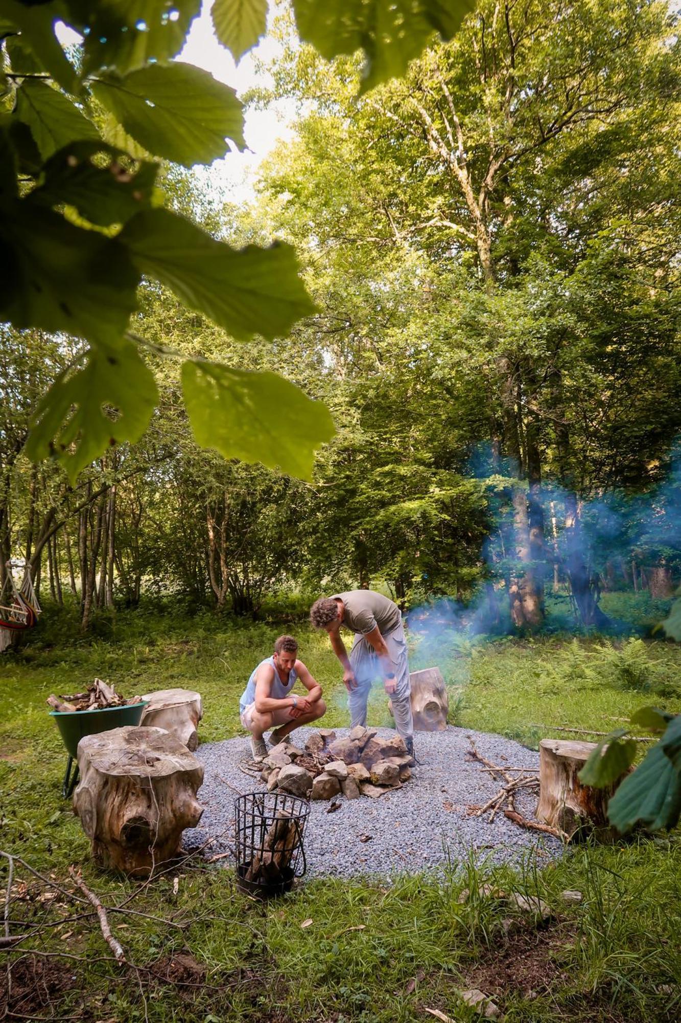 Villa Mini-Glamping En Auvergne à Sainte-Christine  Extérieur photo
